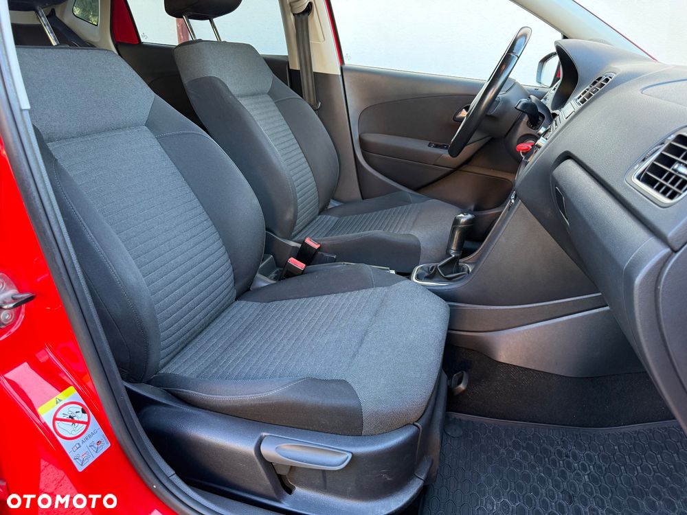 Volkswagen Polo 1.4 16V Comfortline - 20