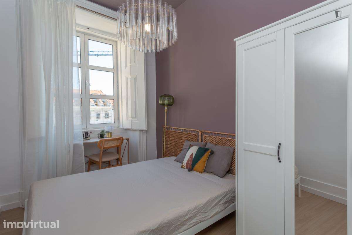 Quarto - localizado em Santos Lisbon - Grande imagem: 2/23