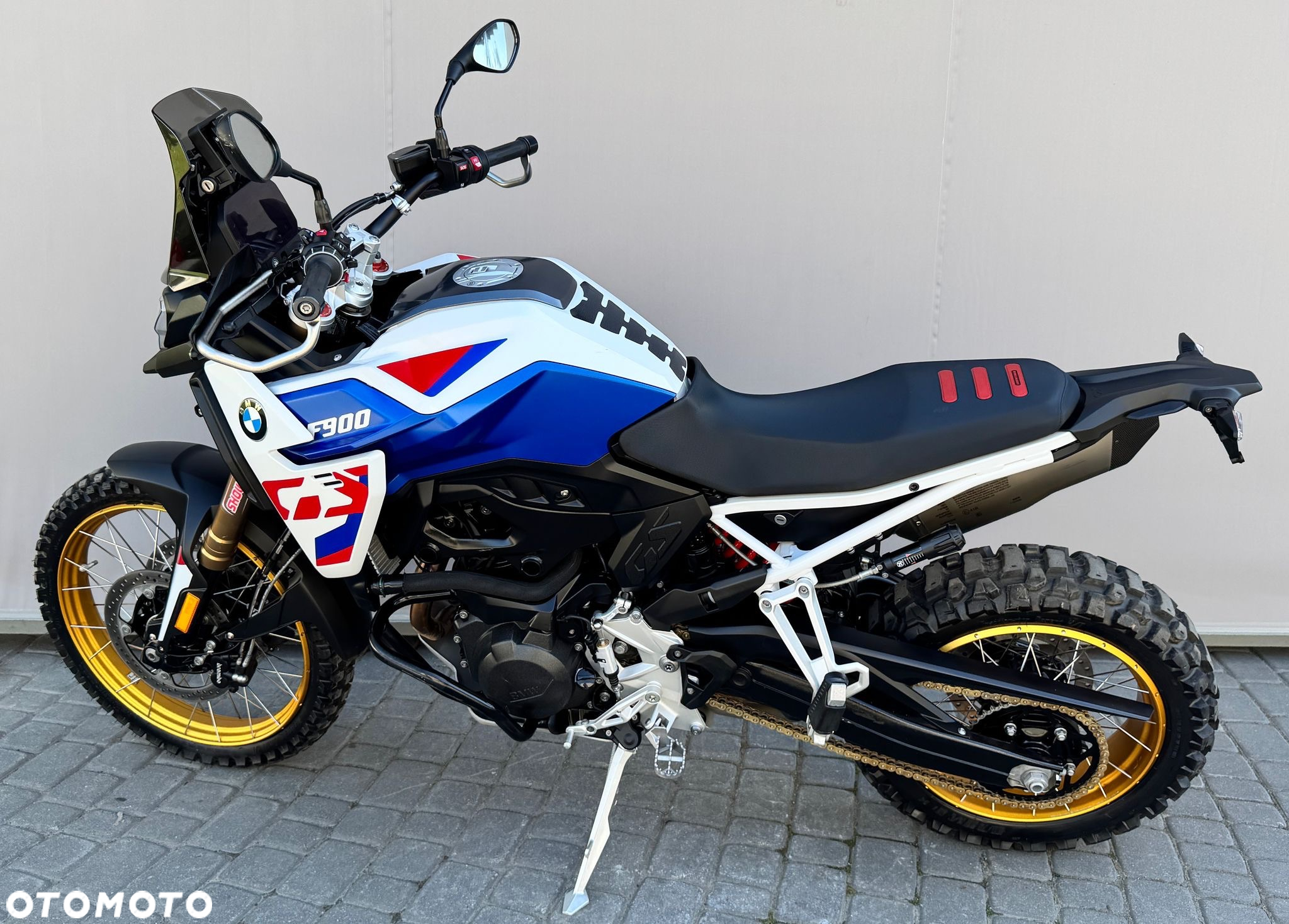BMW F