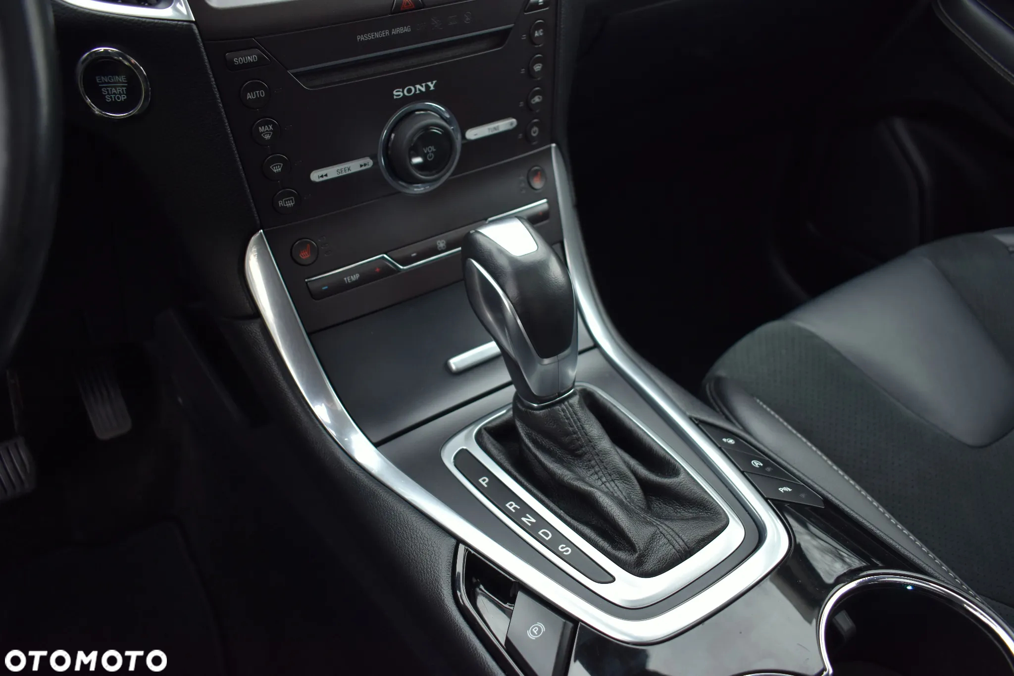 Ford S-Max 2.0 TDCi Titanium PowerShift - 28