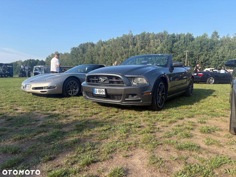 Ford Mustang 3.7 V6 Premium - 11