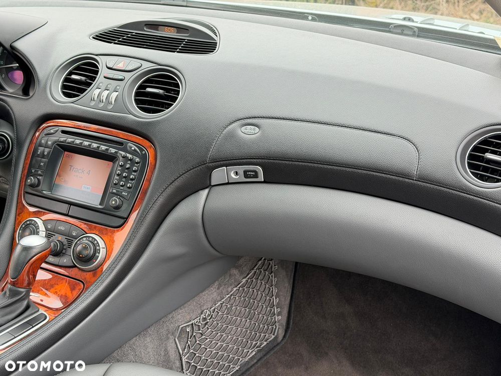 Mercedes-Benz SL 500 7G-TRONIC - 12