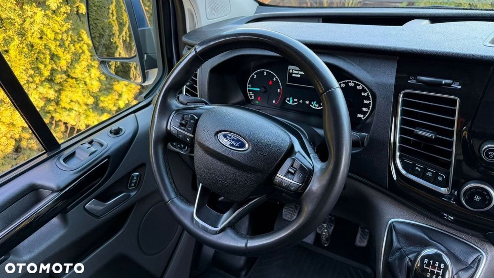 Ford Transit Custom - 11