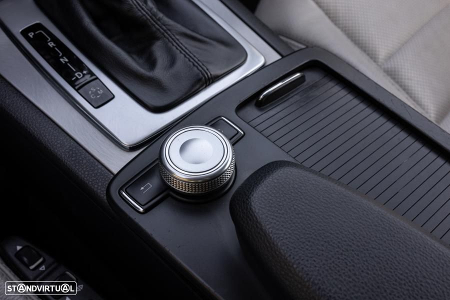 Mercedes-Benz E 250 CDi Avantgarde BE Auto - 33