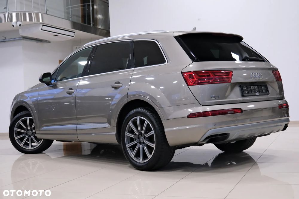 Audi Q7 - 21