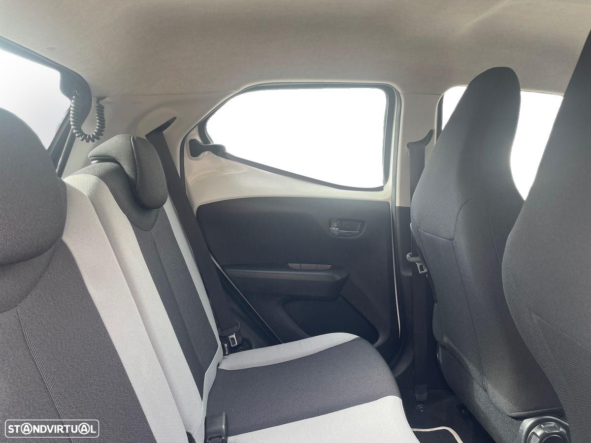 Toyota Aygo 1.0 X-Play+AC+X-Touch - 7