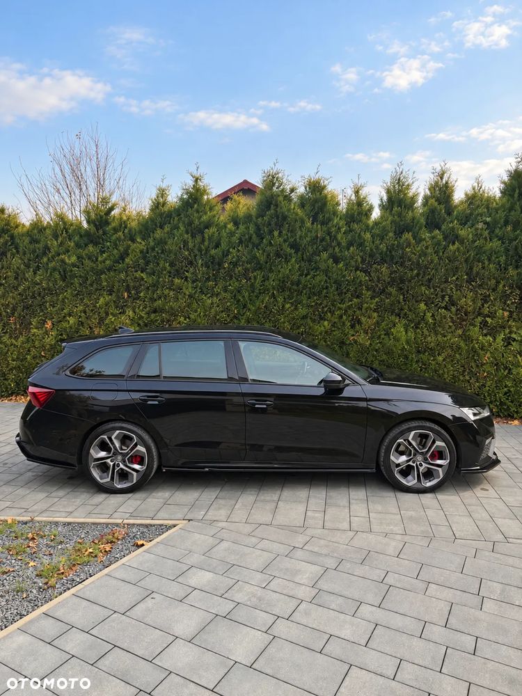 Skoda Octavia 2023 photo 2