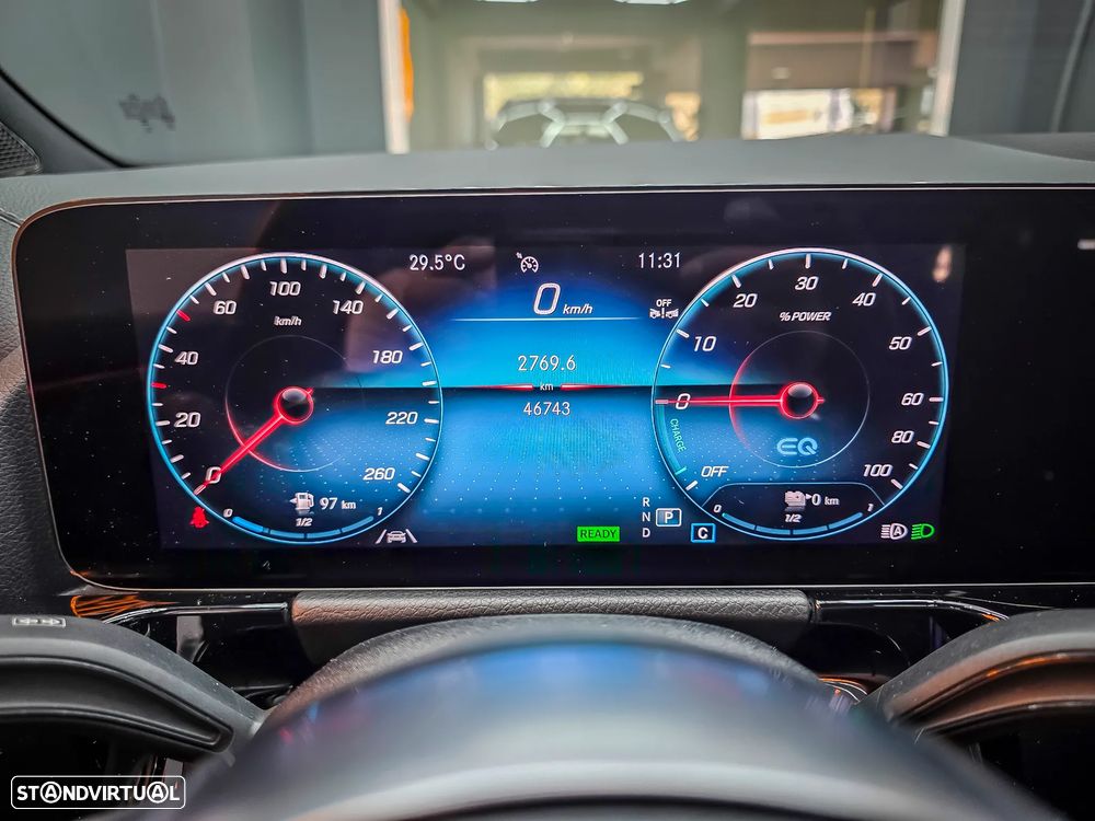 Mercedes-Benz GLA 250 e 8G-DCT AMG Line - 32