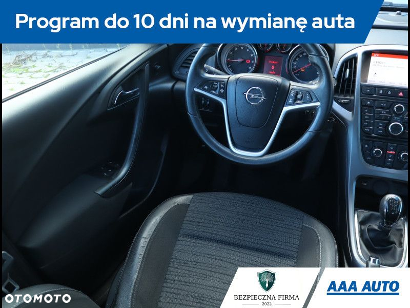 Opel Astra - 8
