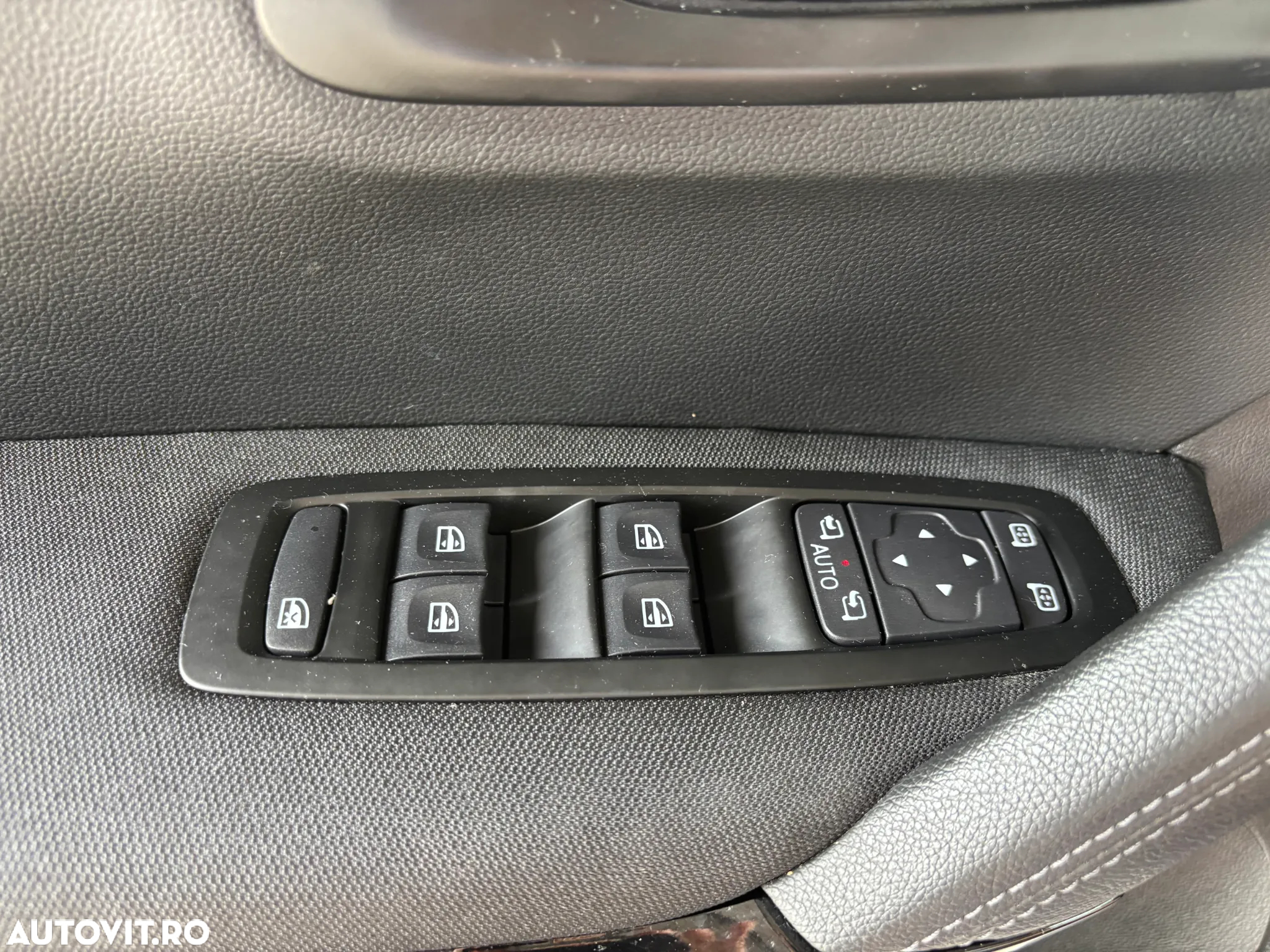 Renault Kadjar TCe 140 GPF ZEN - 33