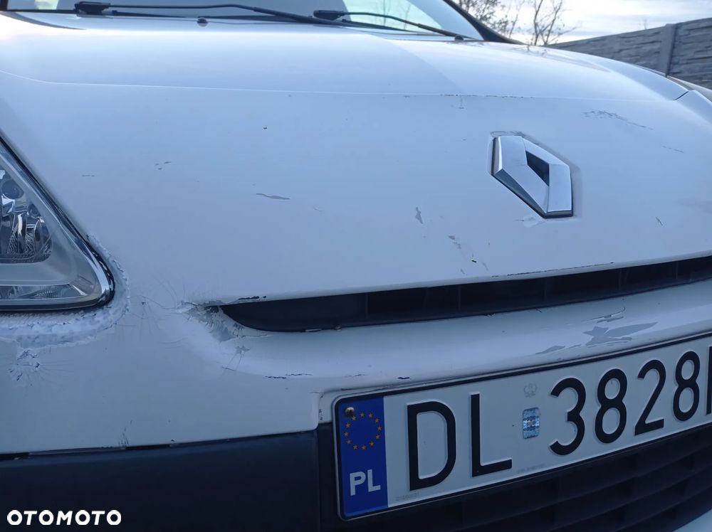 Renault Clio - 32
