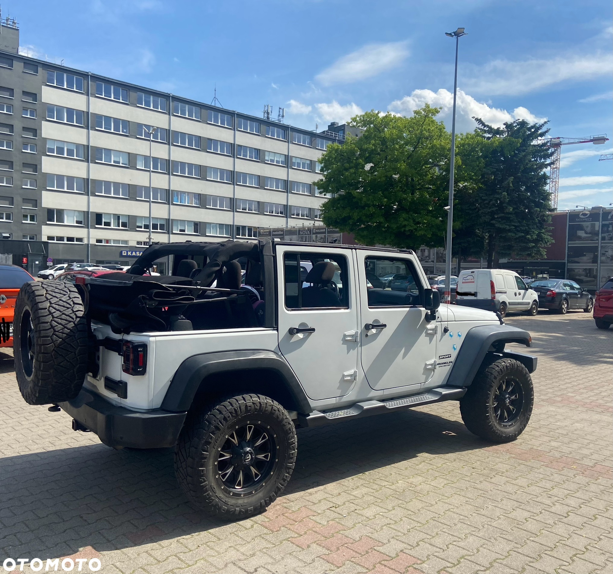 Jeep Wrangler Unlimited 3.6 Automatik Sahara - 9