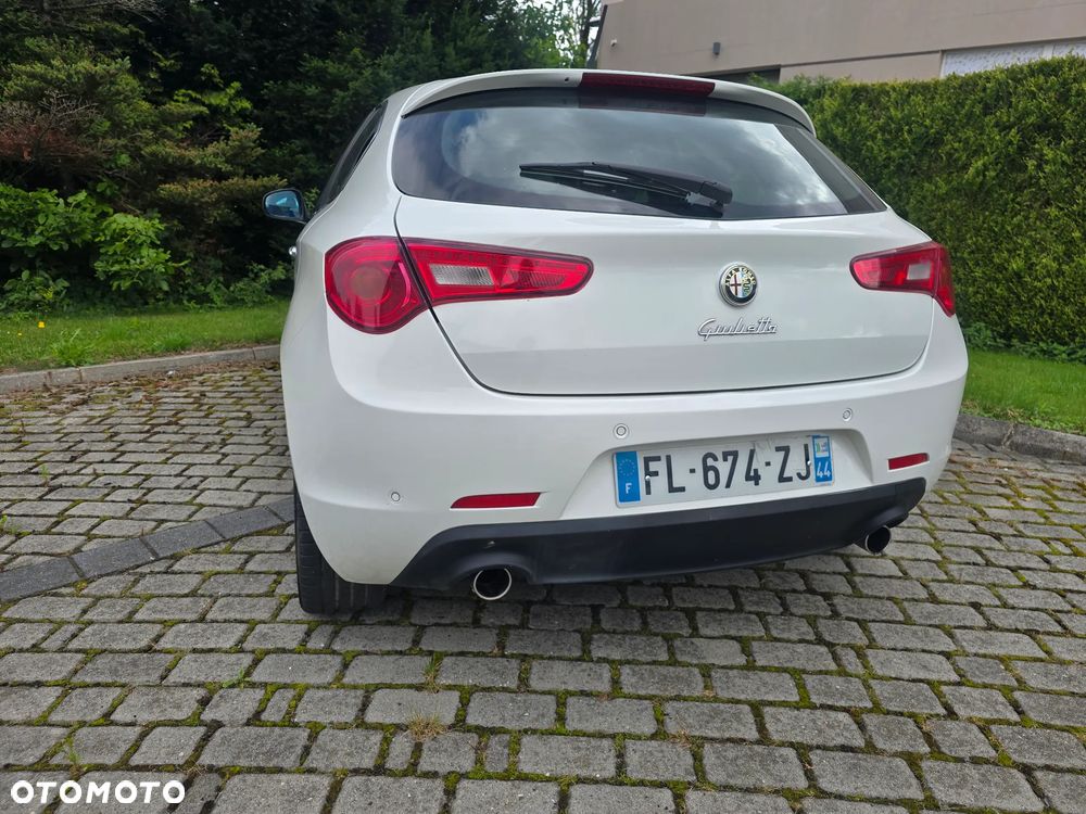 Alfa Romeo Giulietta 2.0 JTDM 16V Turismo - 10