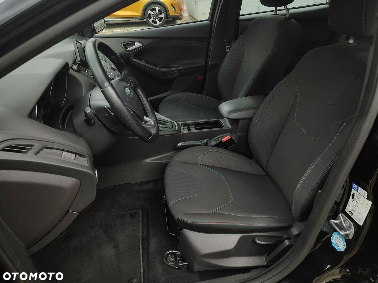 Ford Focus - 11