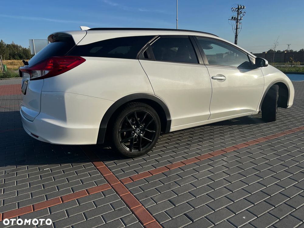 Honda Civic 1.8 Style Edition (Honda Connect+) - 13