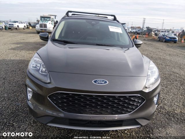 Ford Escape 2.0 EcoBoost AWD Titanium - 7