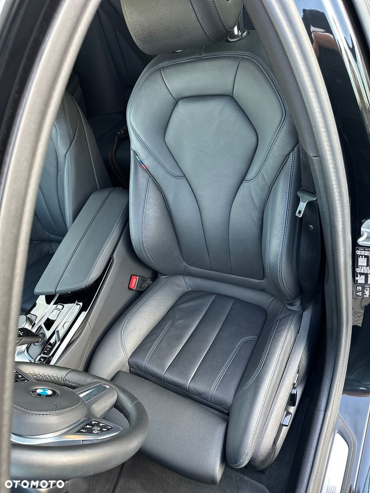 BMW Seria 5 530d xDrive Touring - 15