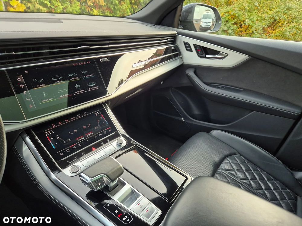 Audi Q8 55 TFSI mHEV Quattro Tiptronic - 14