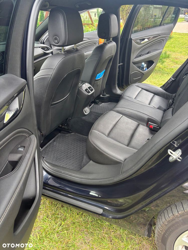 Opel Insignia 2.0 CDTI 4x4 Exclusive S&S - 15