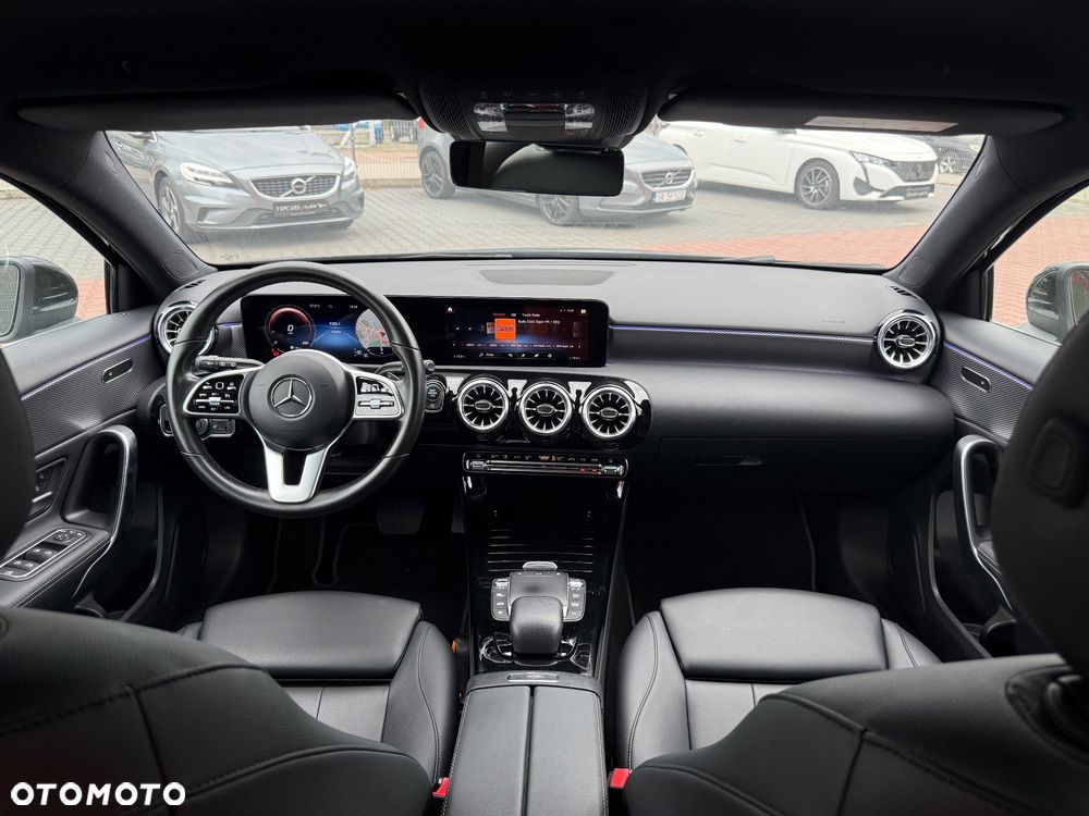 Mercedes-Benz Klasa A 180 7G-DCT Edition 2021 - 20
