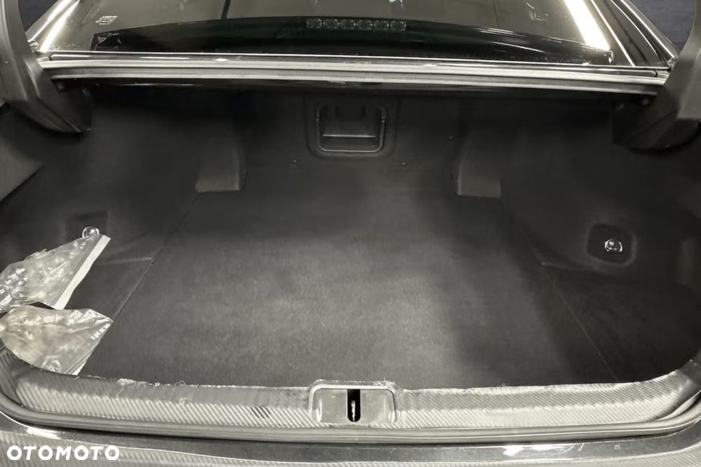 Lexus ES 300h F Sport - 16