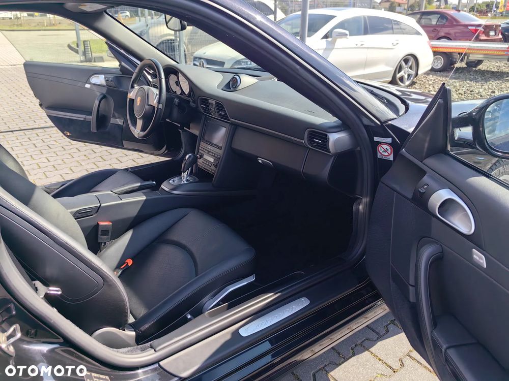 Porsche 911 Carrera PDK - 22