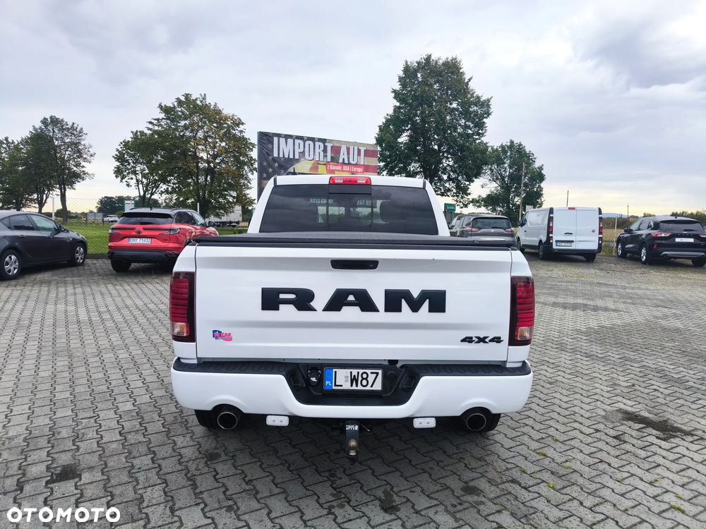 Dodge RAM - 4