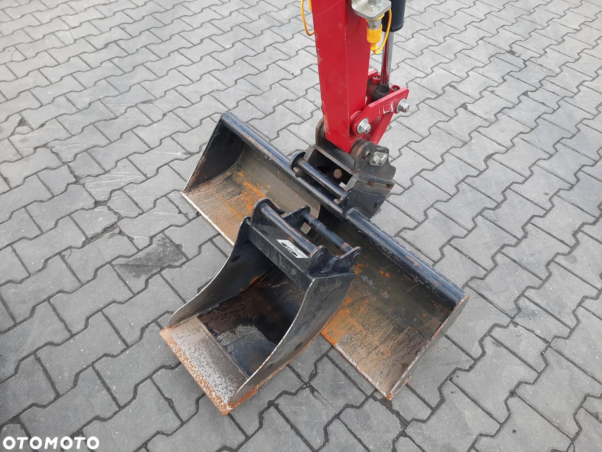 Yanmar ViO 12 - 2A - 8