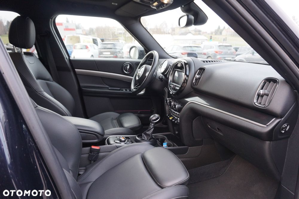 MINI Countryman - 16