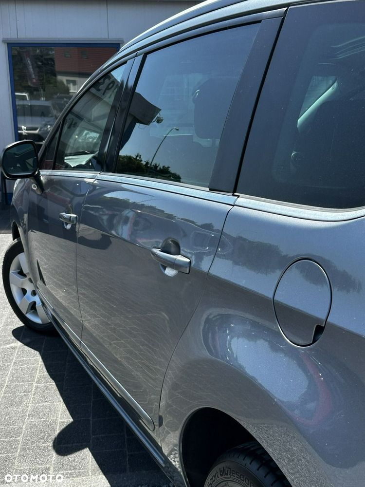 Peugeot 5008 - 22