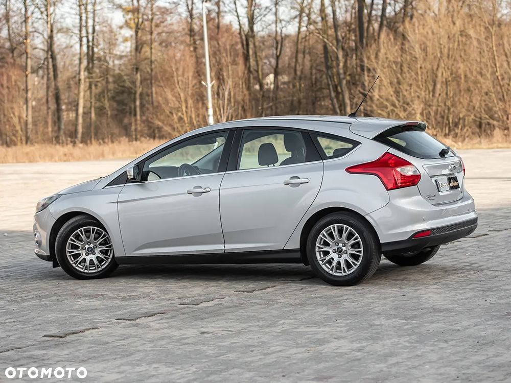 Ford Focus 1.6 TDCi DPF Champions Edition - 11
