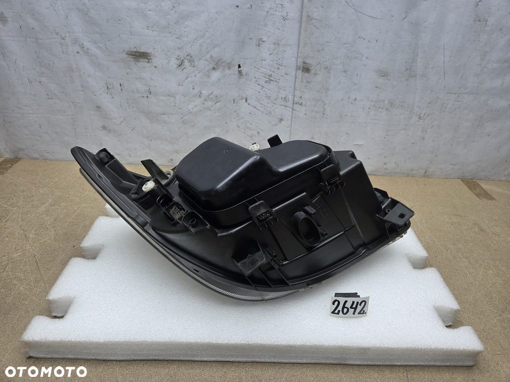 Mercedes Sprinter W906 A9068200161 lampa lewy lewa przód przednia - 5