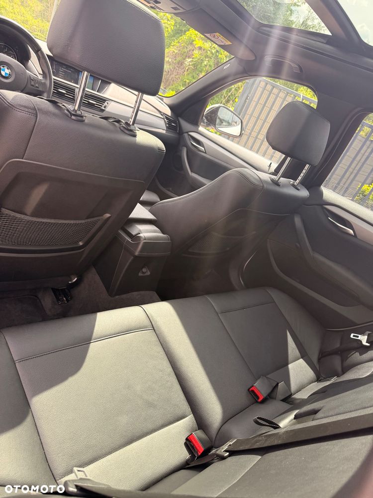 BMW X1 xDrive20d - 15