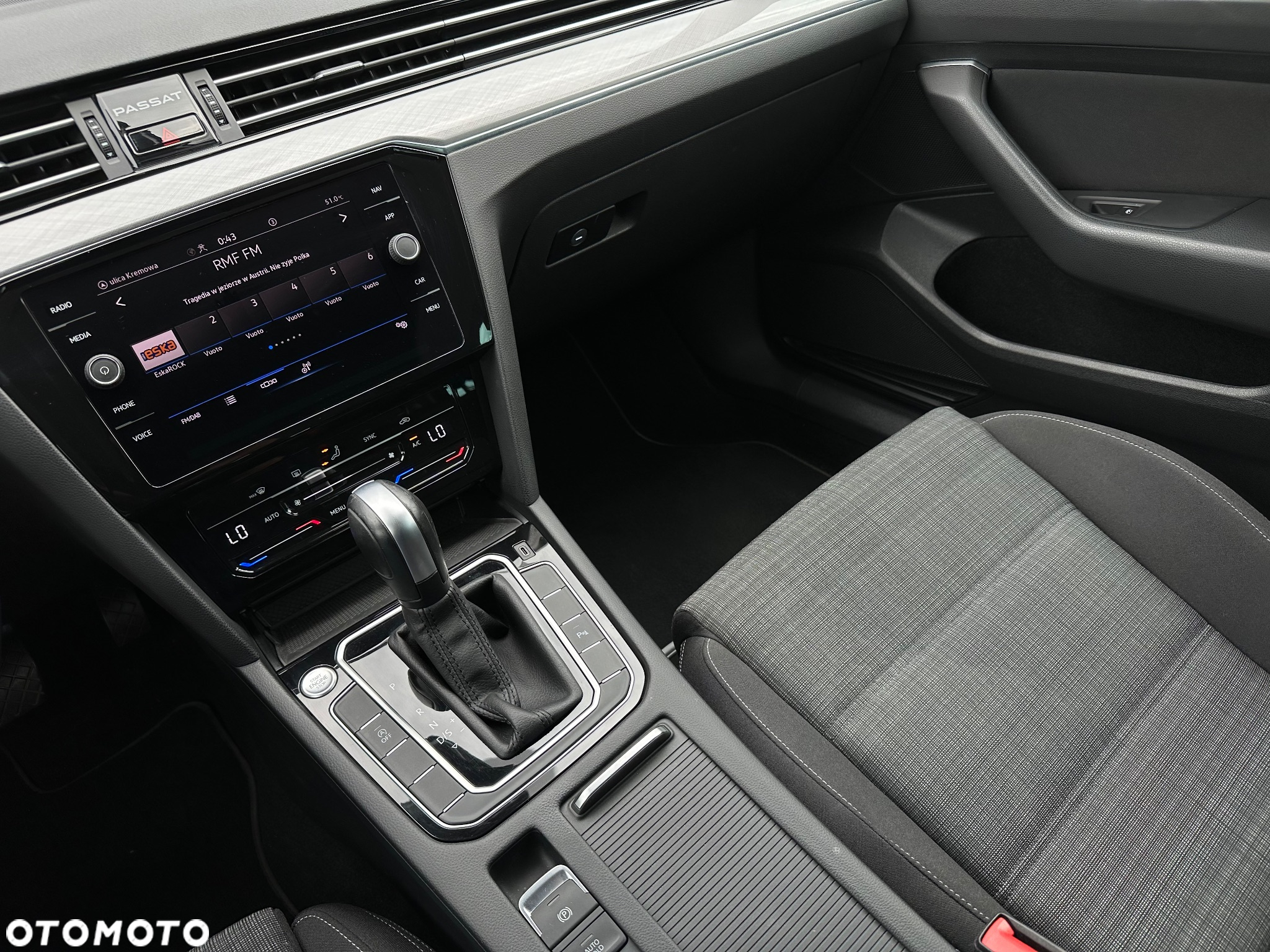 Volkswagen Passat 2.0 TDI BMT Comfortline DSG - 12