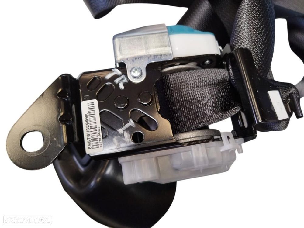 CINTO DE SEGURANÇA TRASEIRO DIREITO KIA STONIC YBCUV - 1