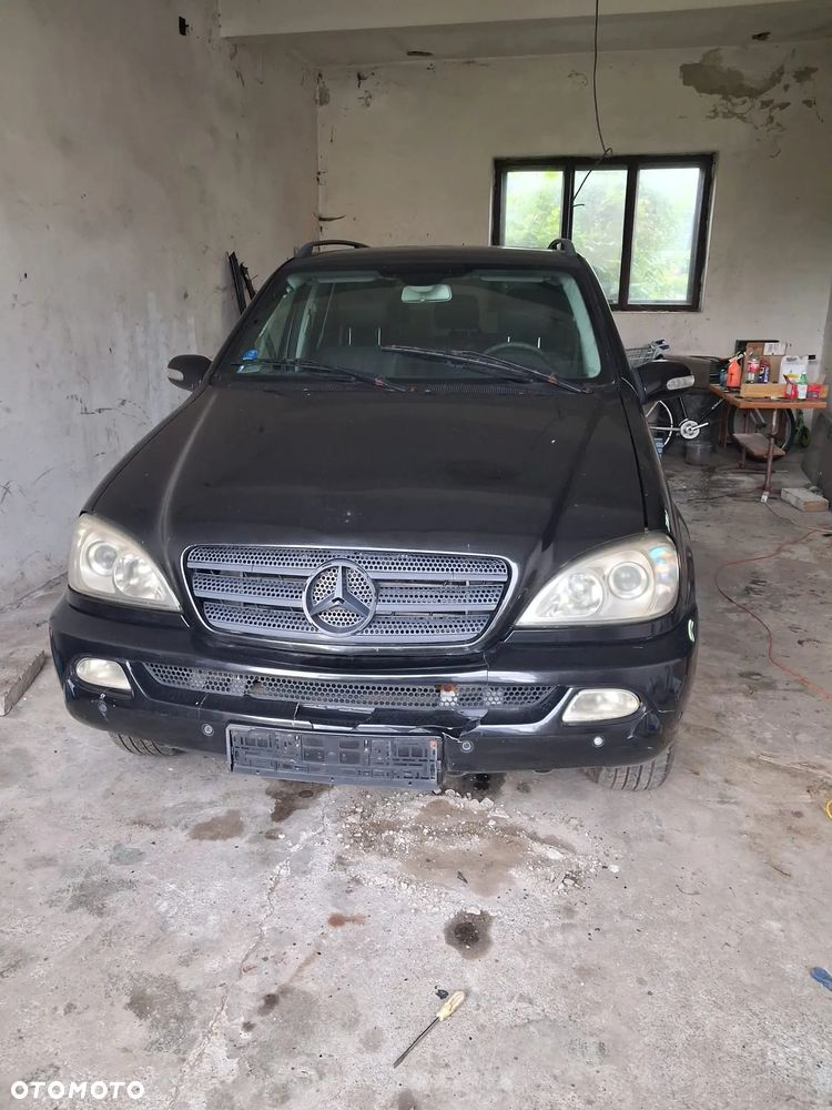 Mercedes-Benz ML - 1