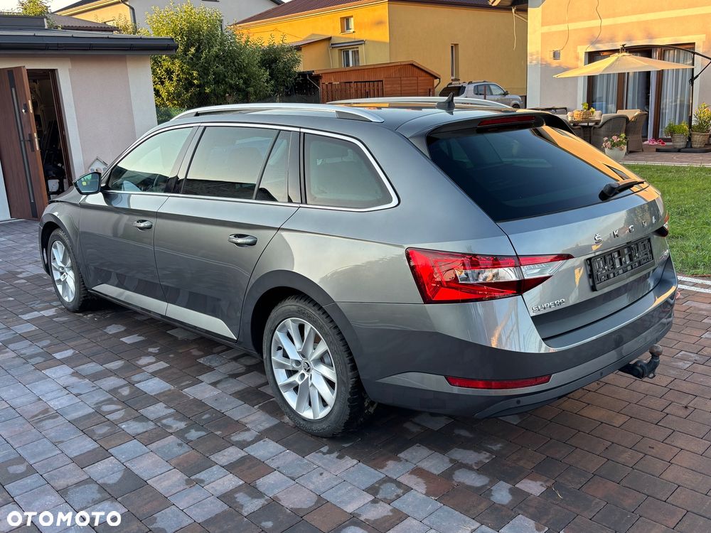 Skoda Superb 2.0 TDI SCR 4x4 Ambition DSG - 3