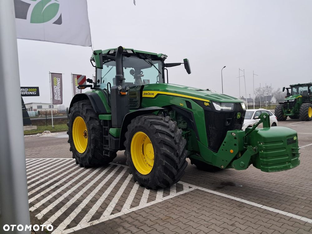 John Deere 8R310 - 1