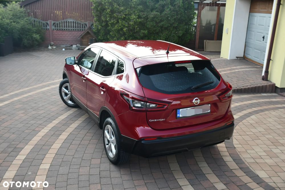 Nissan Qashqai 1.3 DIG-T N-Connecta - 16