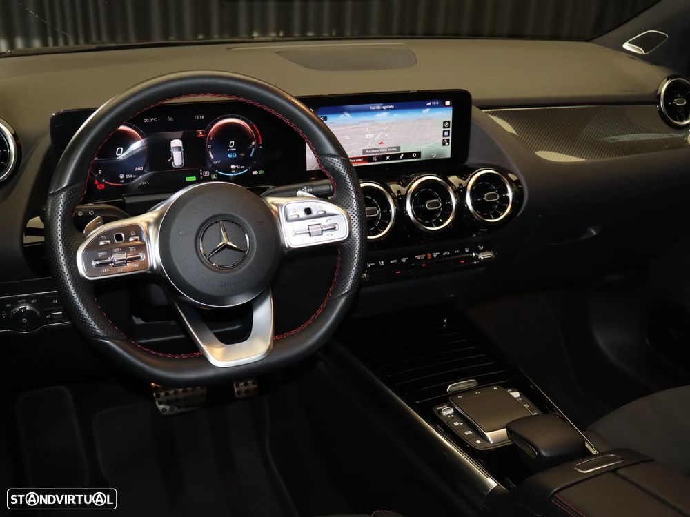 Mercedes-Benz GLA 250 e AMG Line - 16
