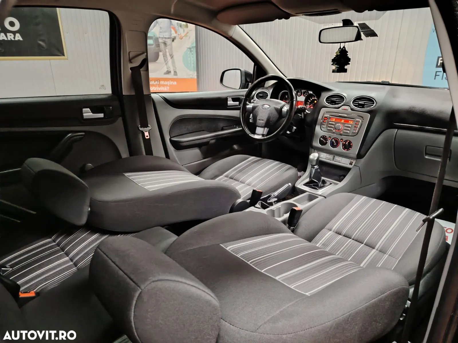 Ford Focus - 15