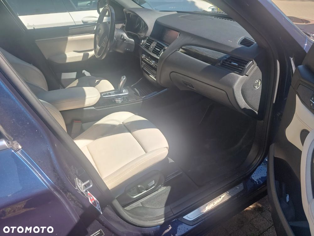 BMW X3 xDrive20d xLine - 11