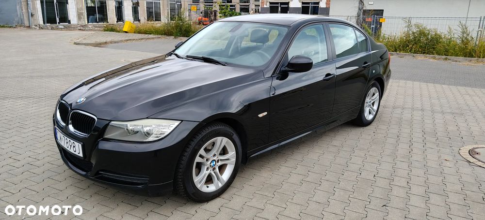 BMW Seria 3 2009 photo 2