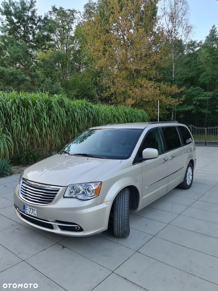 Chrysler Town & Country 3.6 Touring - 3