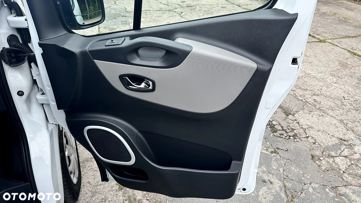 Renault TRAFIC VIVARO NISSAN NV300 L2H2 DŁUGI WYSOKI - 17