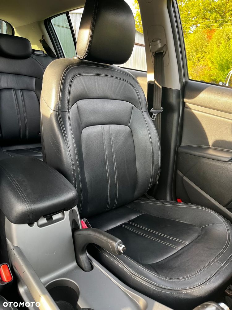 Kia Sportage - 10