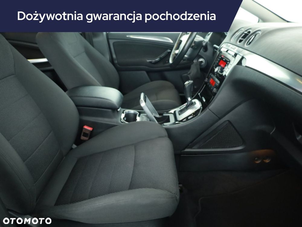 Ford S-Max - 9