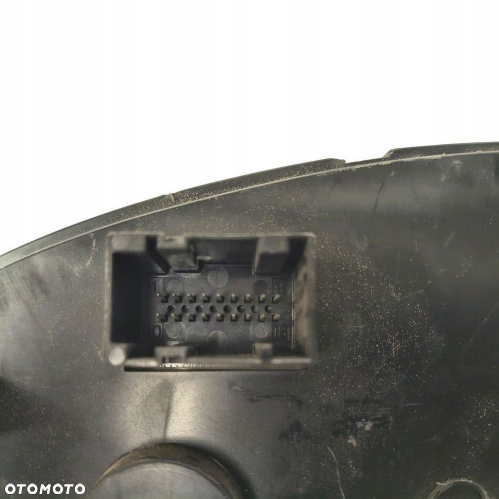 LICZNIK ZEGARY 735417167 Lancia Musa 1.4 8V 16V Benzyna 224 585km europa - 7