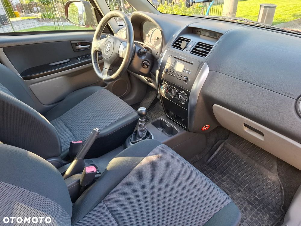Suzuki SX4 - 9