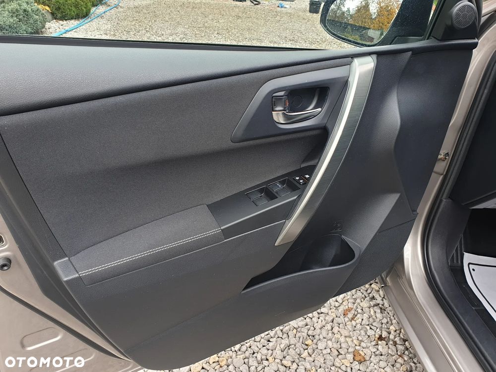 Toyota Auris 1.6 Life - 16